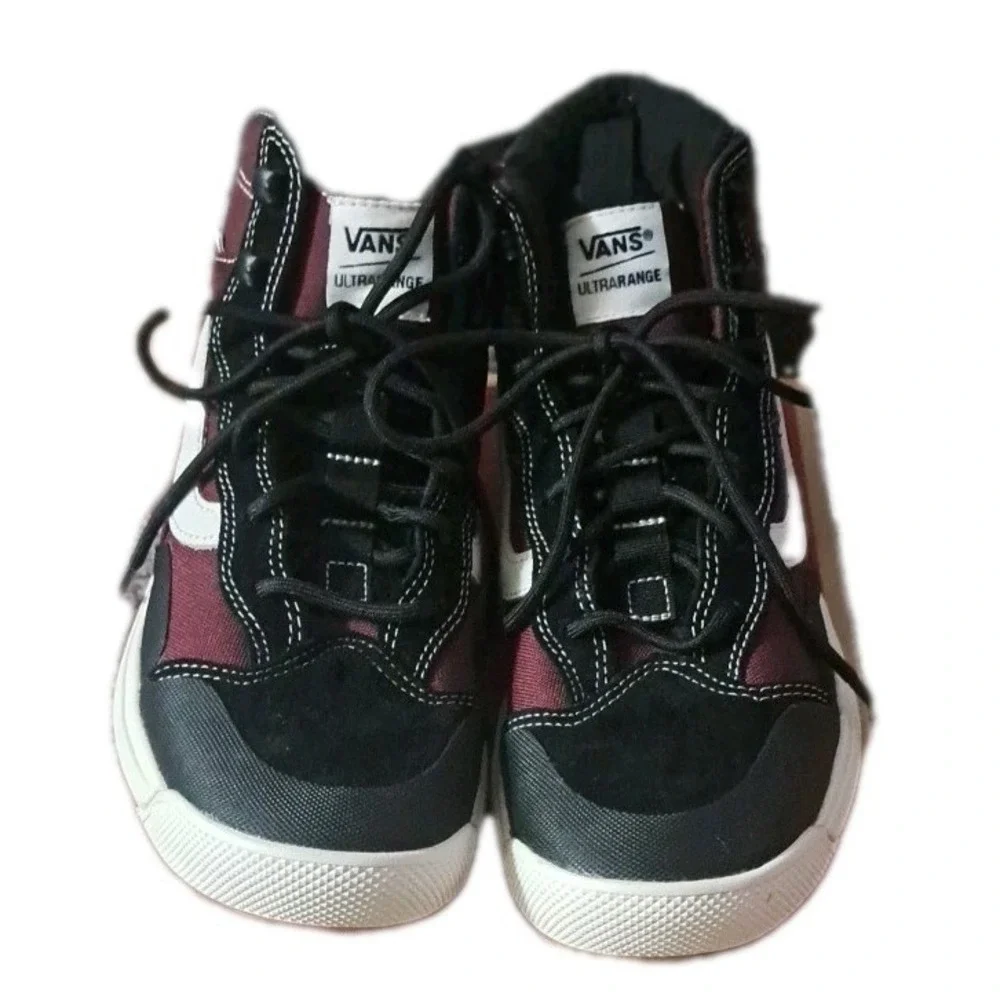 VANS UltraRange Exo Hi MTE, Mens Sz 8, Womens 9.5 Port Royale Maroon Black White